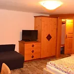 Kleintodlinggut Farm stay