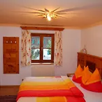 Kleintodlinggut Farm stay